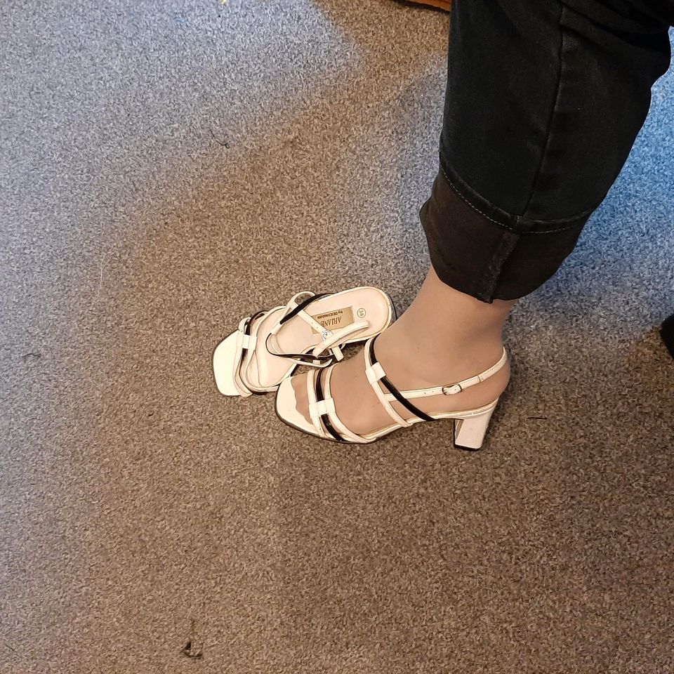 Sandalen Ariane schwarz weiss 38