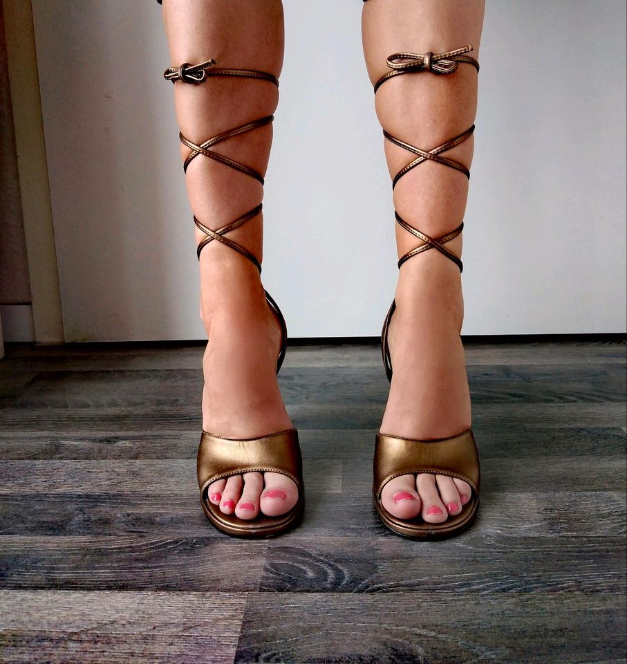 Sandalen, Sandaletten, High Heels