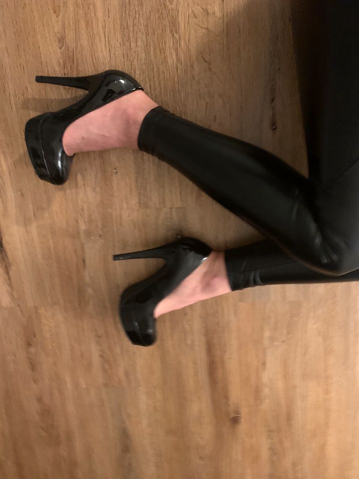 Stipper High Heels stark getragen Lack schwarz Damen Pumps