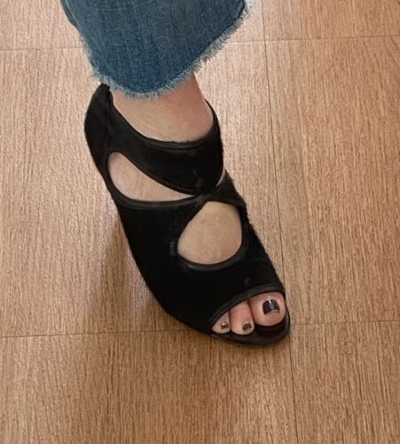 Sandales à talons en poulain noir Elie Tahari  | eBay