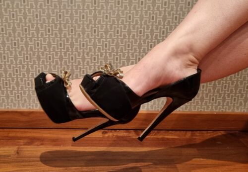 Elisabetta Franchi Lackleder Pumps Gr. 38 Sehr guter Zustand  | eBay