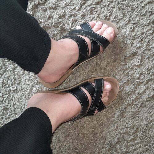 Laura Berg Schlappen Sandalen Gr.40 Sehr gern getragen  | eBay