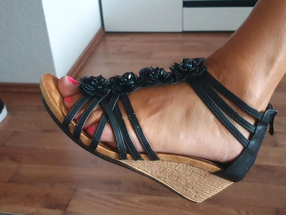 Damen Schuhe. Neu