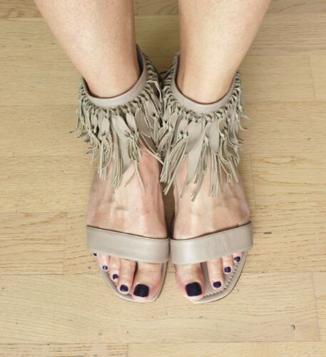 Sergio Rossi Flats Fringe Sandalen 37,5 38 Taupe Np 190 € IBIZA  | eBay