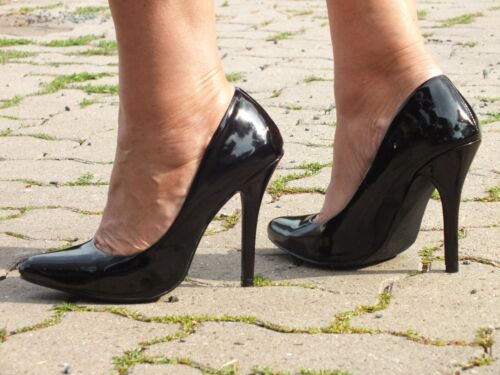 *11 cm hohe*  *sexy schwarze Lack-Pumps* Gr. 38 von TALLY WEIJL  | eBay